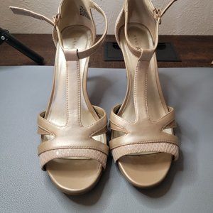 Anne Klein tan strappy heels